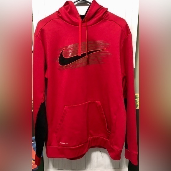 ☄️Nike black & red polyester Therma Fit Hoodie - Picture 1 of 12